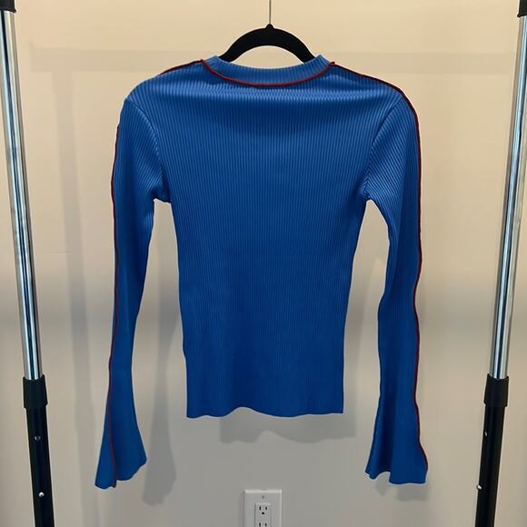 Zara | flared sleeve top - Picture 4 of 6